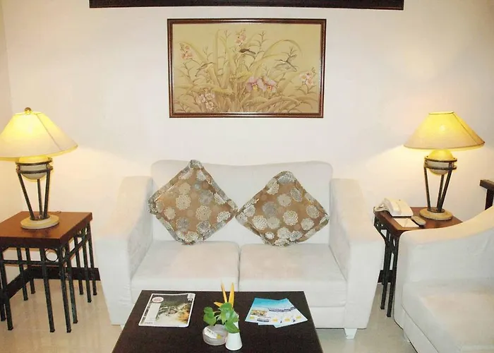 Equator Hotel Surabaya